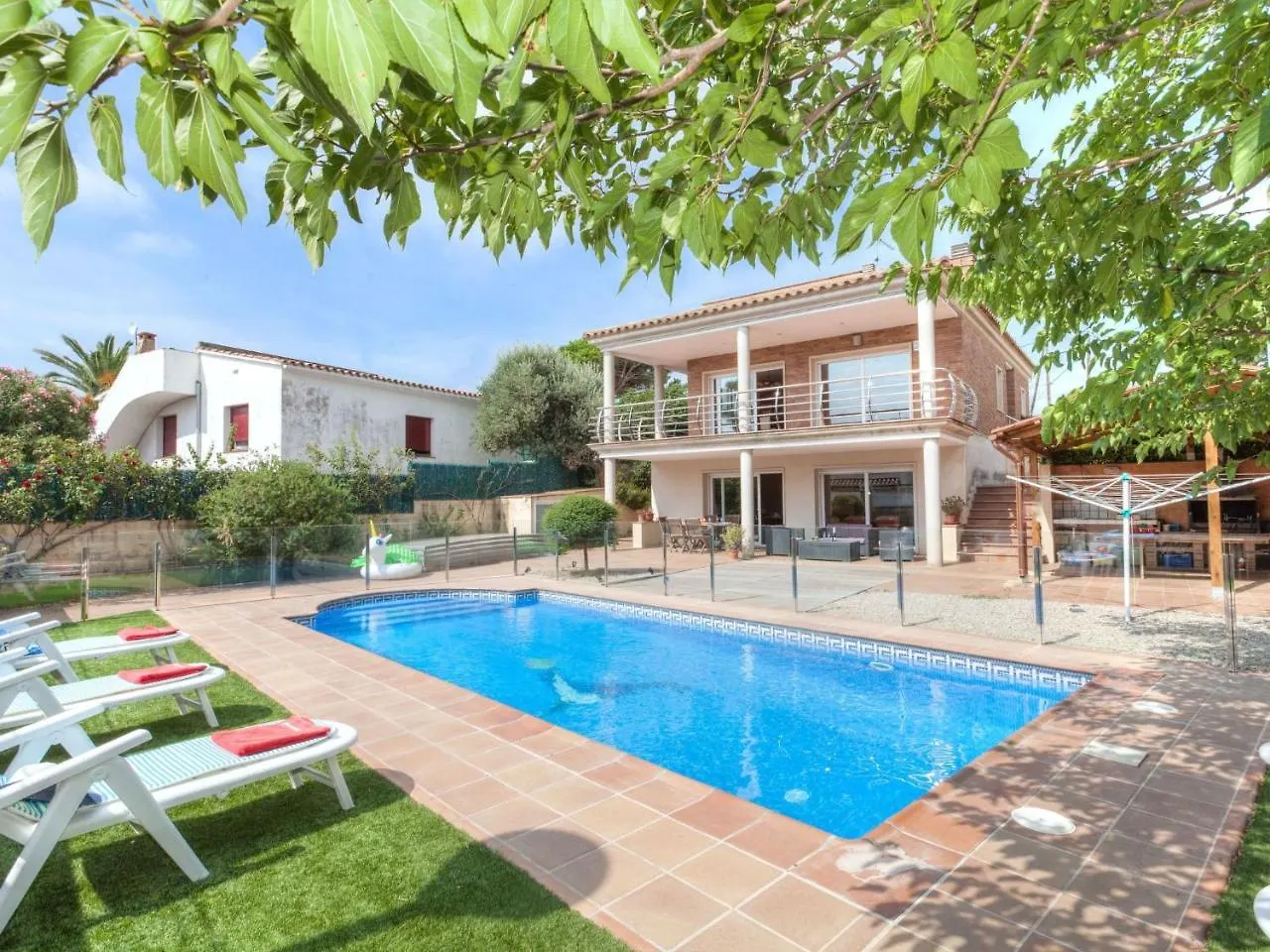 Holiday Home Dorian By Interhome location